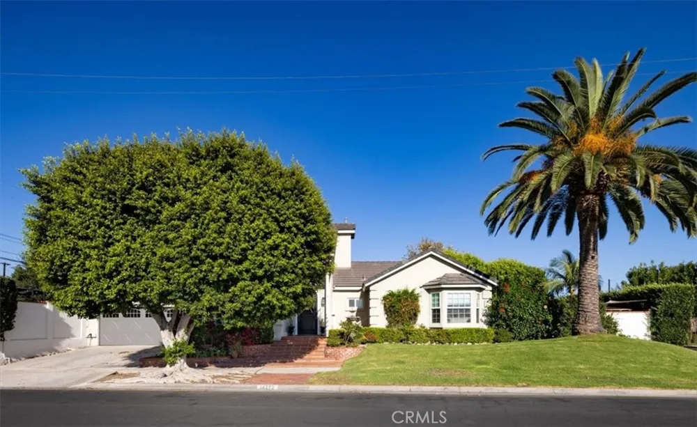 14272 Livingston Tustin, CA 92780