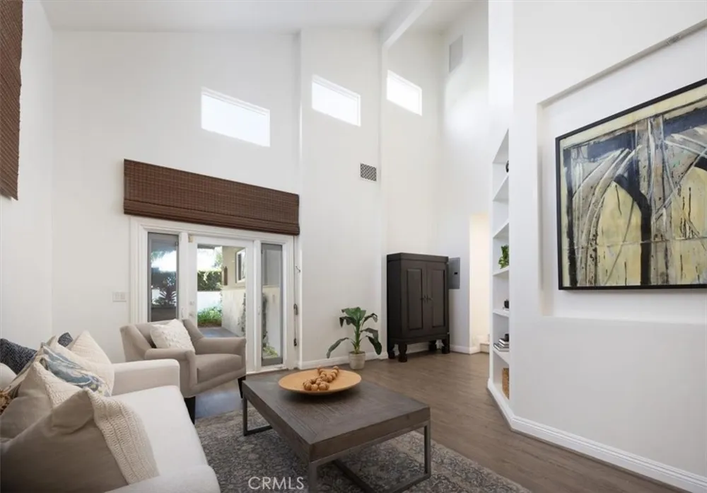14272 Livingston Tustin, CA 92780