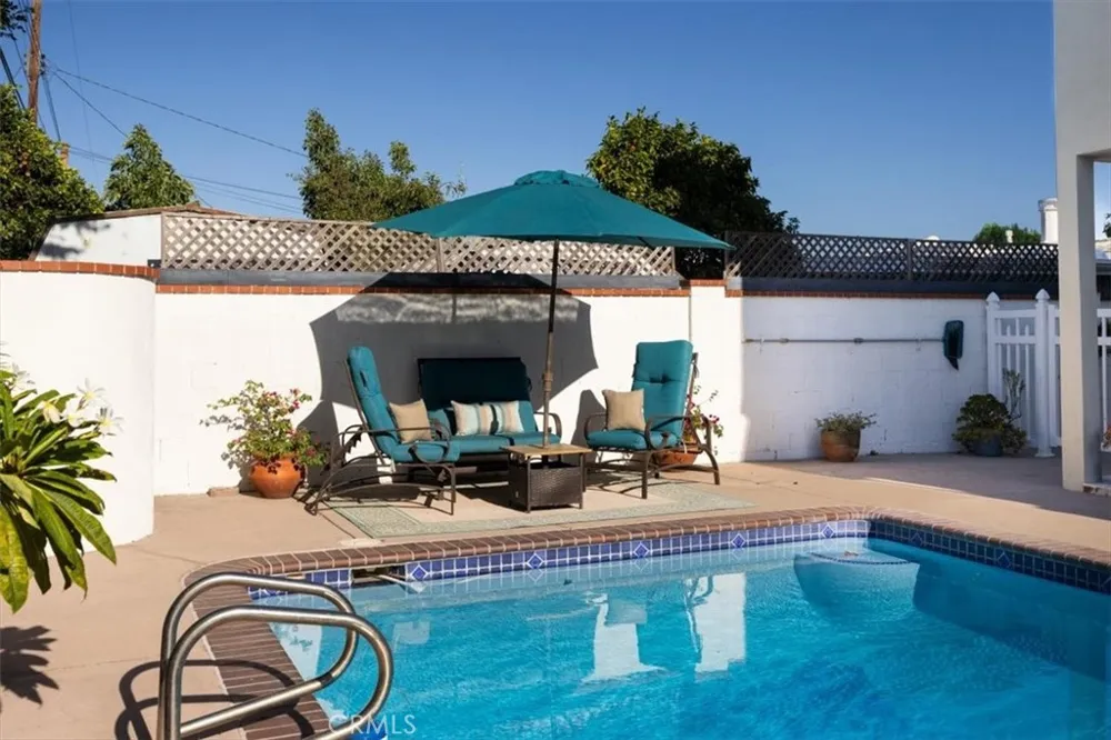 14272 Livingston Tustin, CA 92780