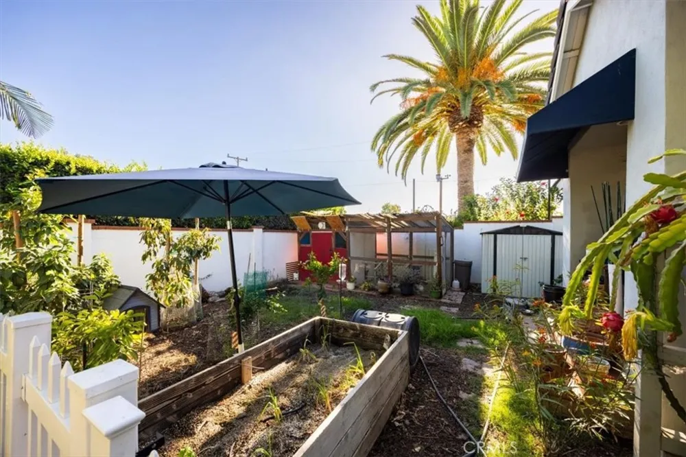 14272 Livingston Tustin, CA 92780