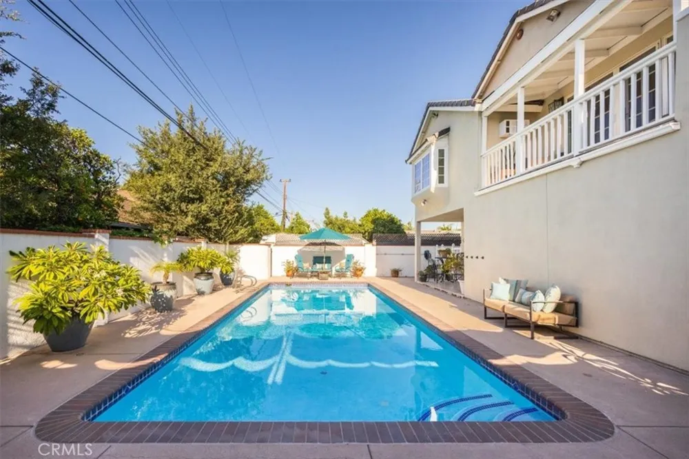 14272 Livingston Tustin, CA 92780