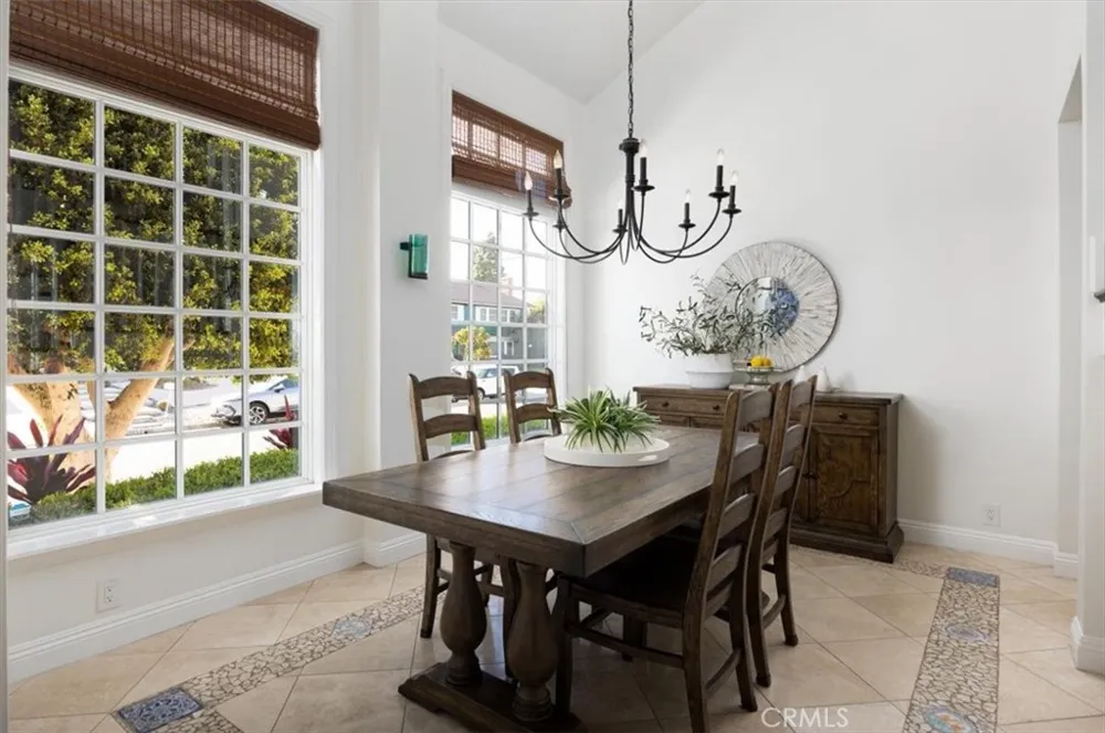 14272 Livingston Tustin, CA 92780