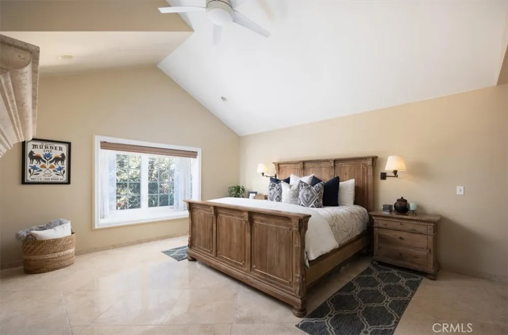 14272 Livingston Tustin, CA 92780