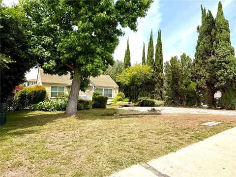 6217 Temple City Boulevard