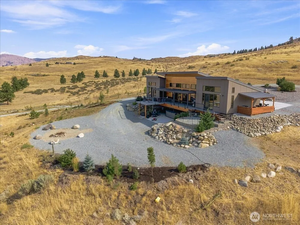 48 Peterson Ranch Road Pateros, WA 98846