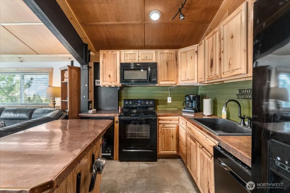 48 Peterson Ranch Road Pateros, WA 98846