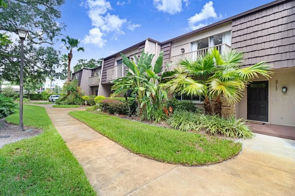 3712 CARROLLBROOK ROAD #3712 Tampa, FL 33618