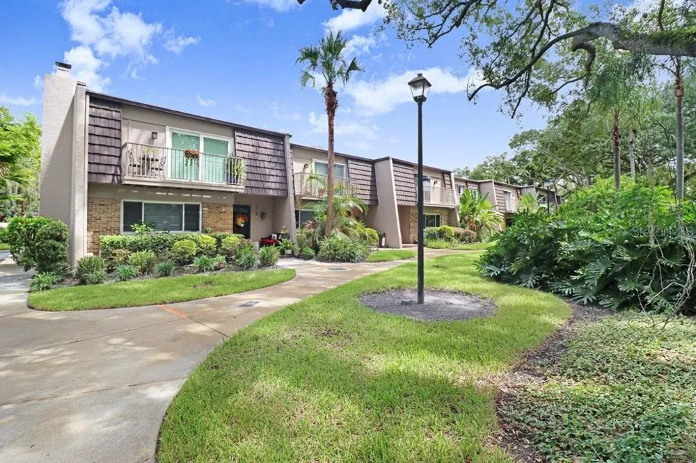 3712 CARROLLBROOK ROAD #3712 Tampa, FL 33618