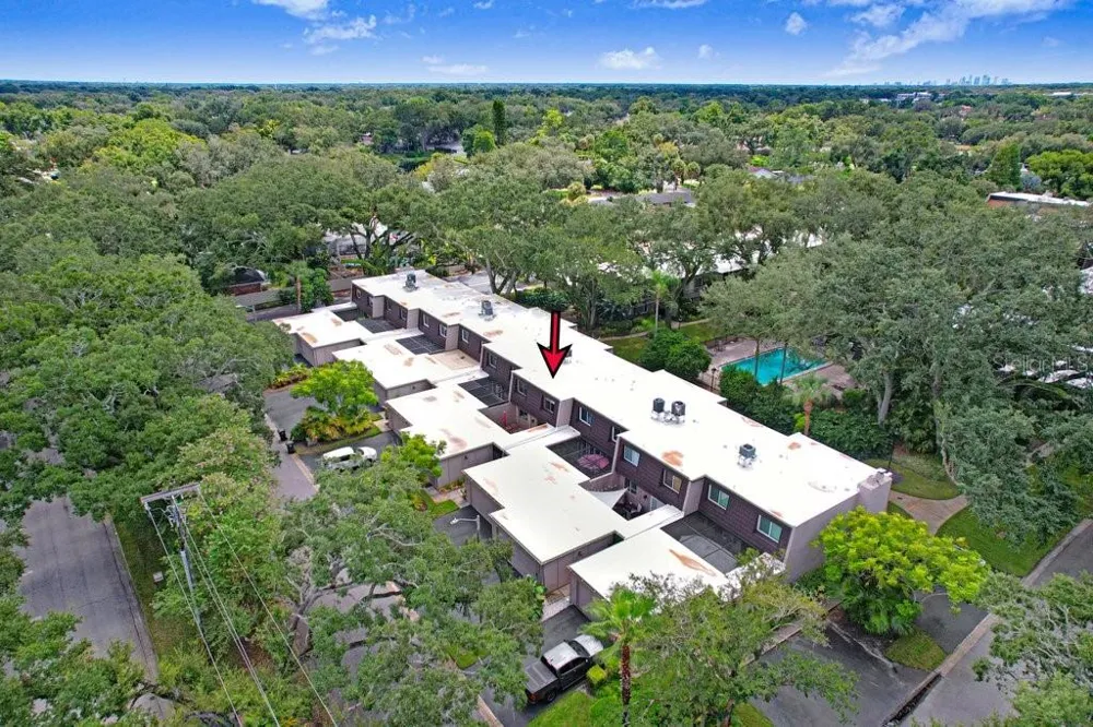 3712 CARROLLBROOK ROAD #3712 Tampa, FL 33618
