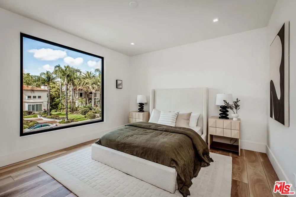 25532 Gaylord Court Calabasas, CA 91302