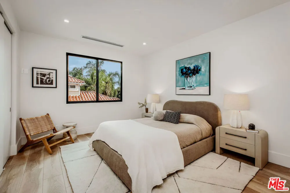 25532 Gaylord Court Calabasas, CA 91302