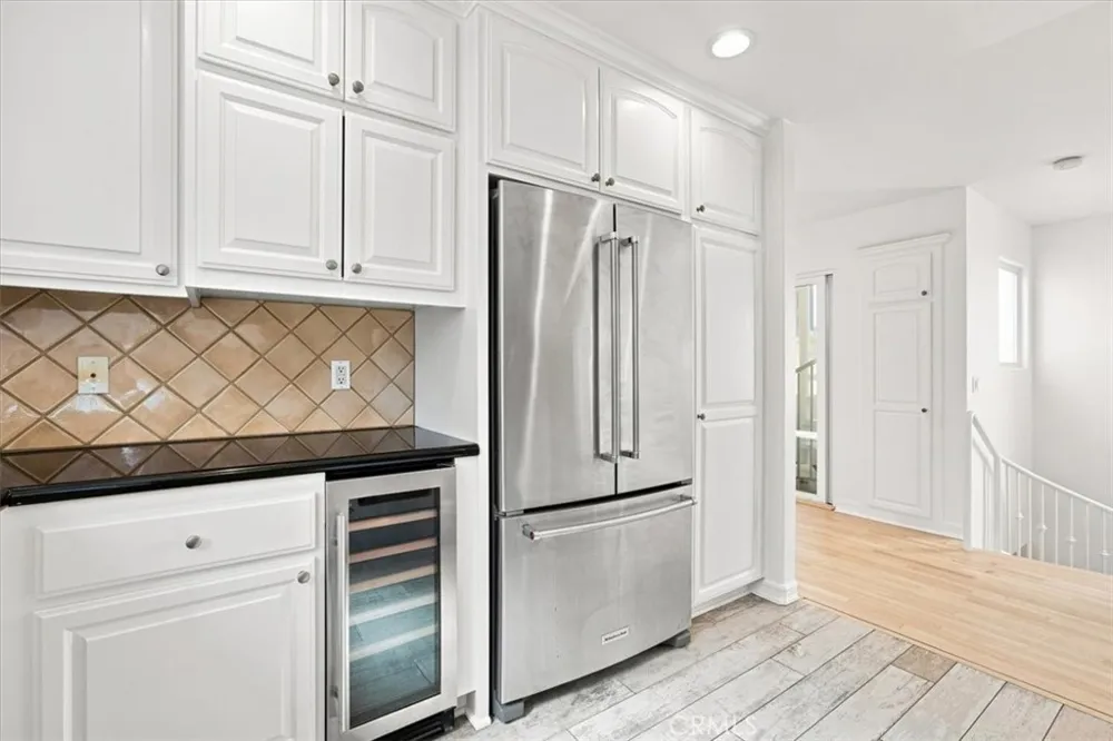 137 Lyndon Street Hermosa Beach, CA 90254