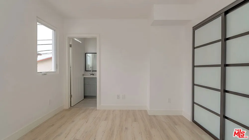 2209 6th Avenue Los Angeles, CA 90018