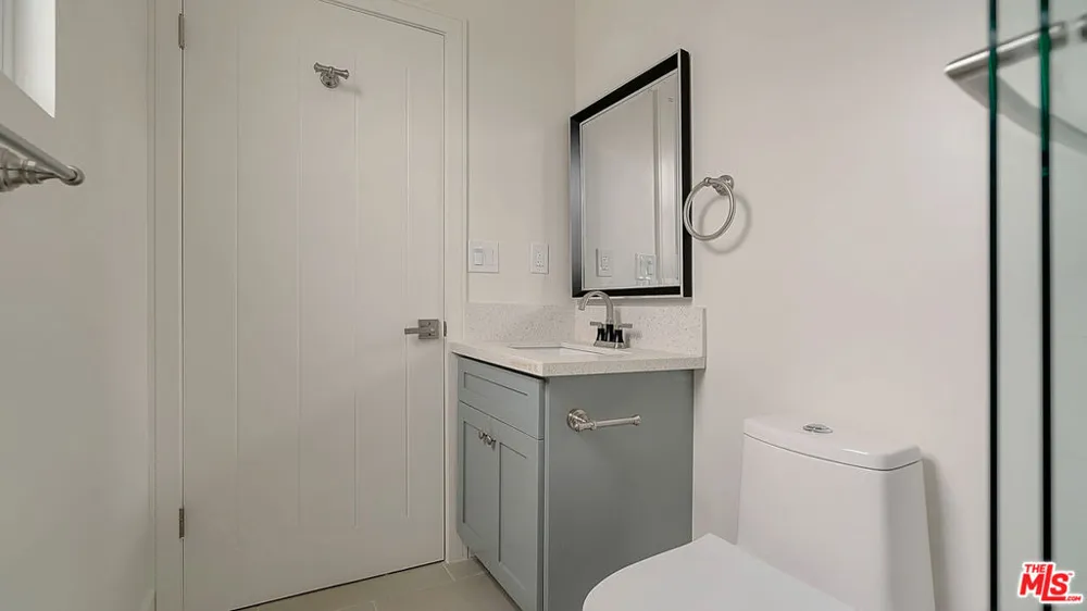 2209 6th Avenue Los Angeles, CA 90018