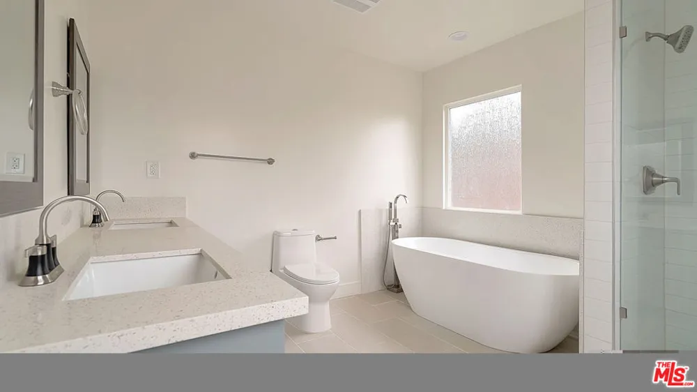 2209 6th Avenue Los Angeles, CA 90018