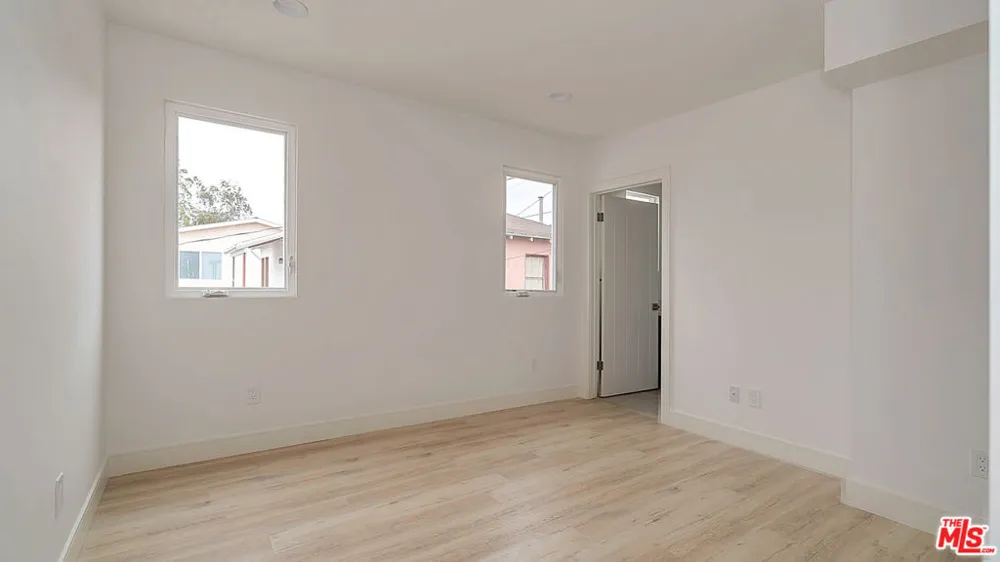 2209 6th Avenue Los Angeles, CA 90018