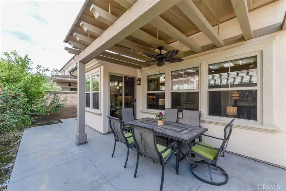 81 Overbrook Irvine, CA 92620