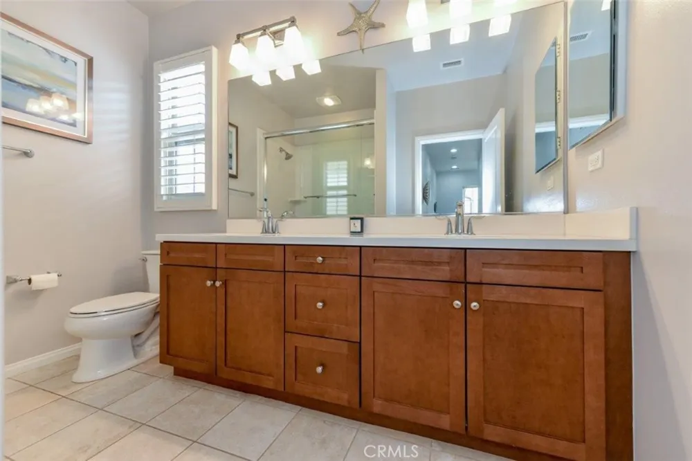 81 Overbrook Irvine, CA 92620