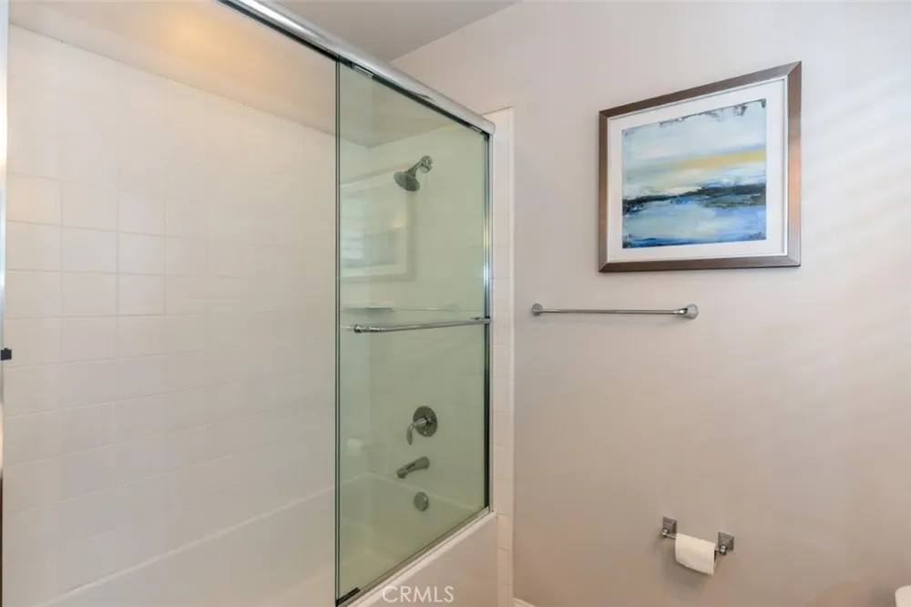 81 Overbrook Irvine, CA 92620