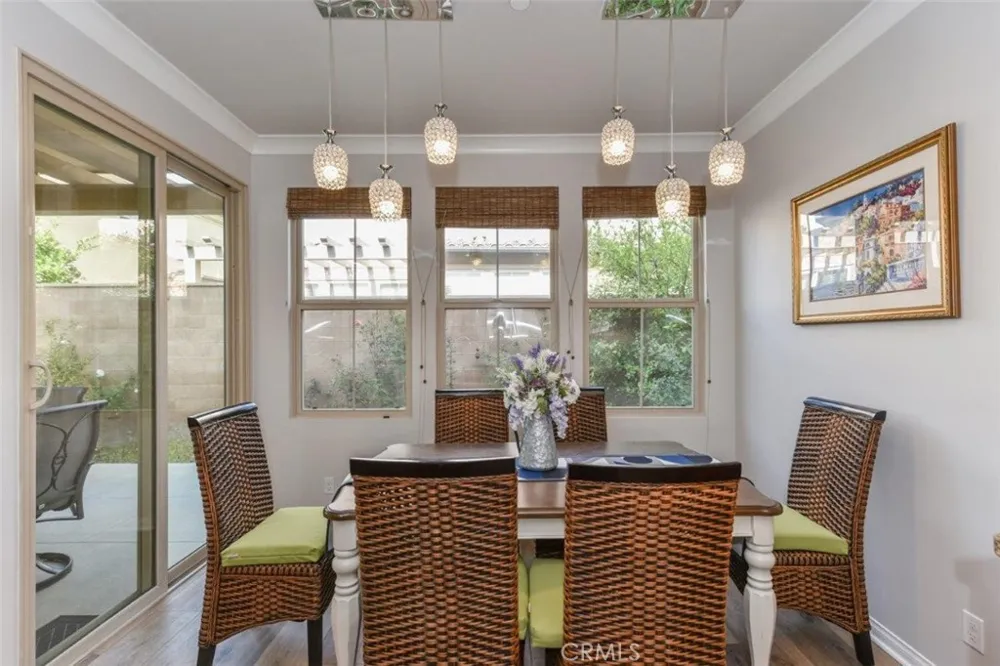 81 Overbrook Irvine, CA 92620