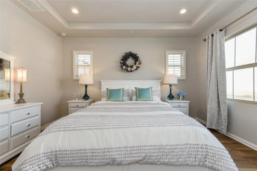 81 Overbrook Irvine, CA 92620
