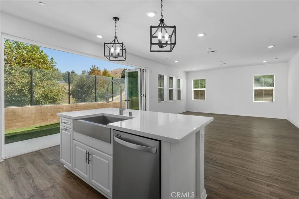 11612 Alton Drive Corona, CA 92883