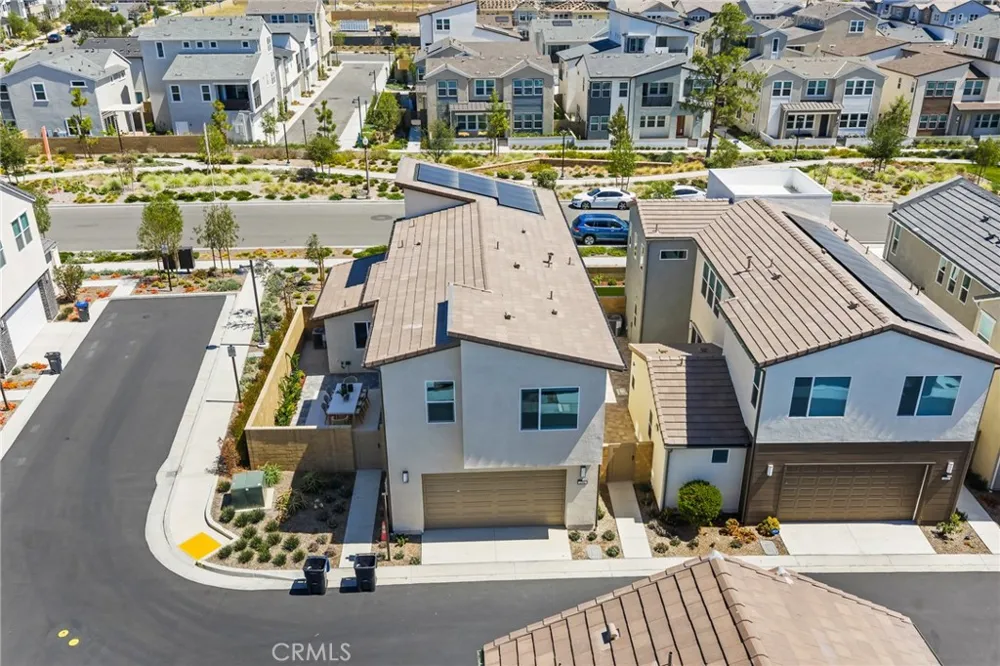201 Longspur Irvine, CA 92618