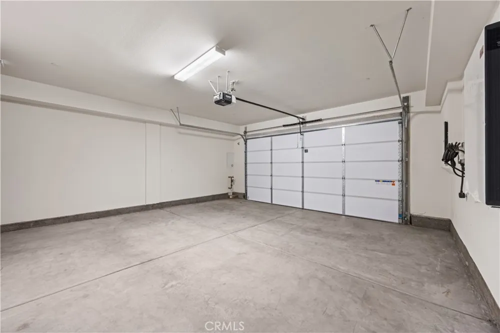 201 Longspur Irvine, CA 92618