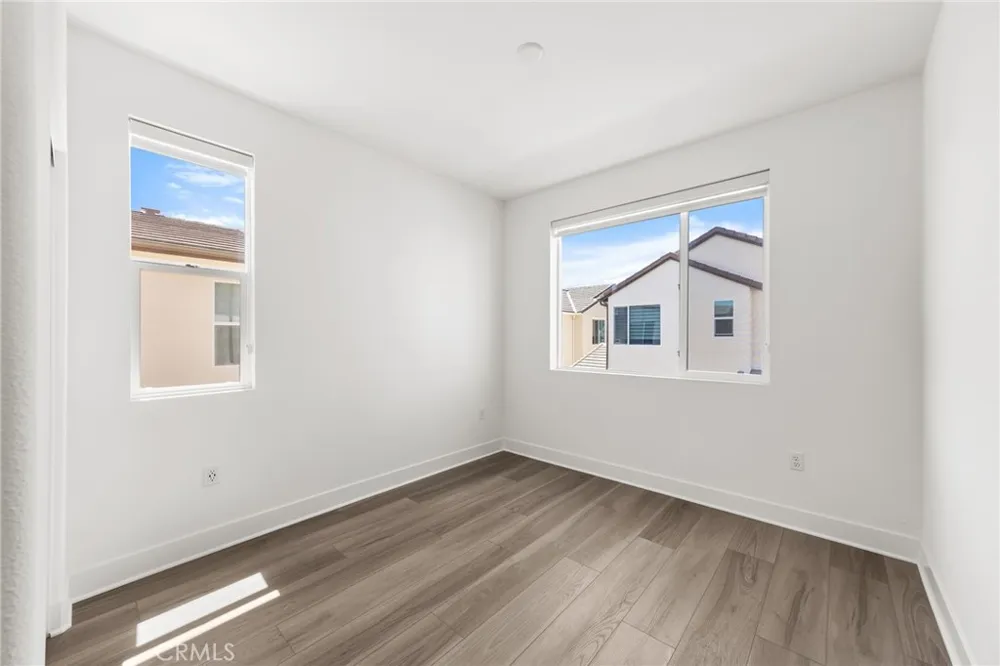 201 Longspur Irvine, CA 92618