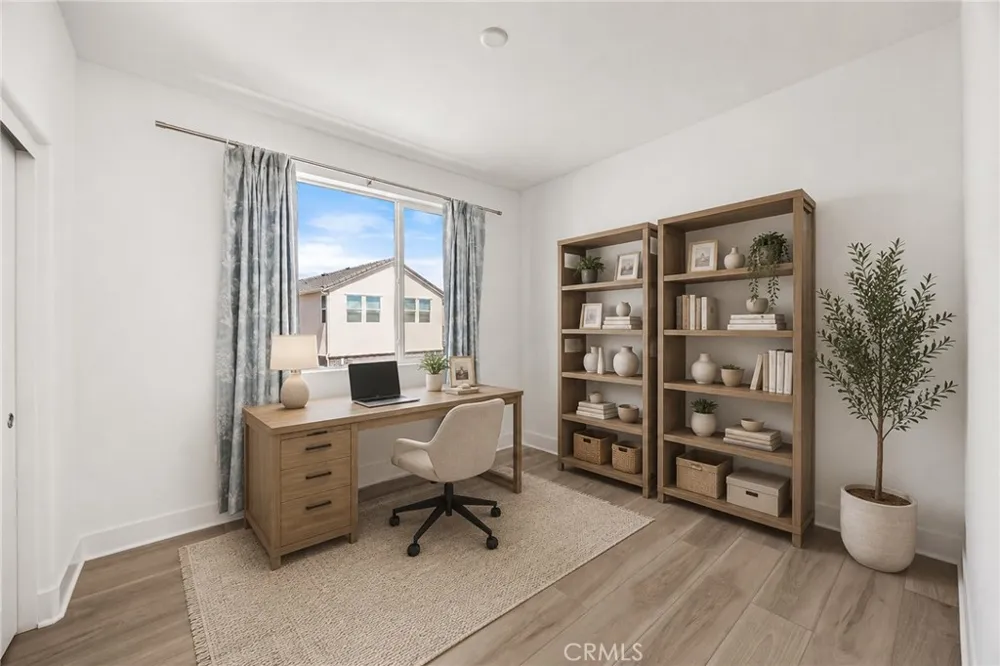 201 Longspur Irvine, CA 92618