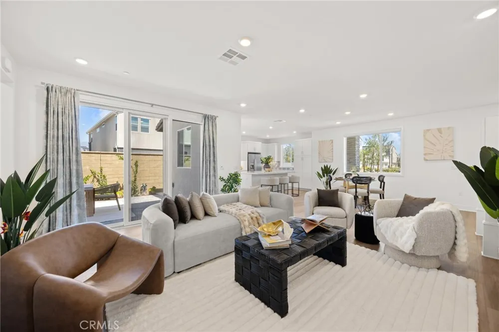 201 Longspur Irvine, CA 92618