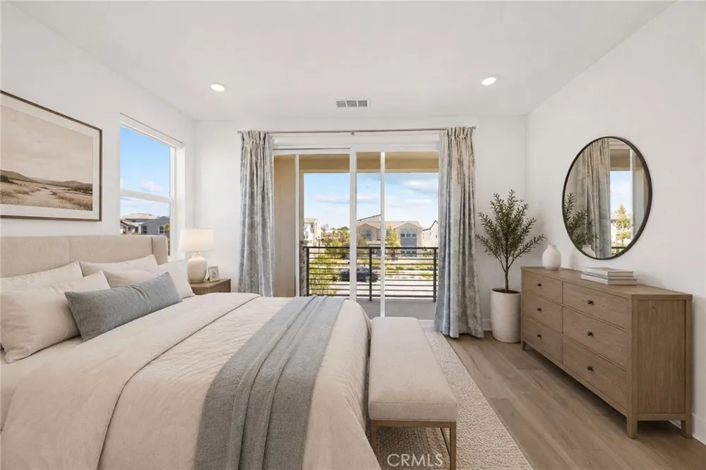 201 Longspur Irvine, CA 92618