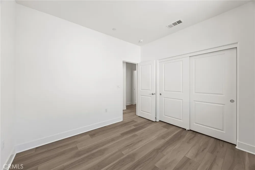 201 Longspur Irvine, CA 92618