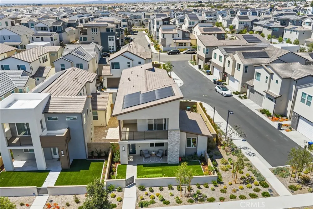 201 Longspur Irvine, CA 92618