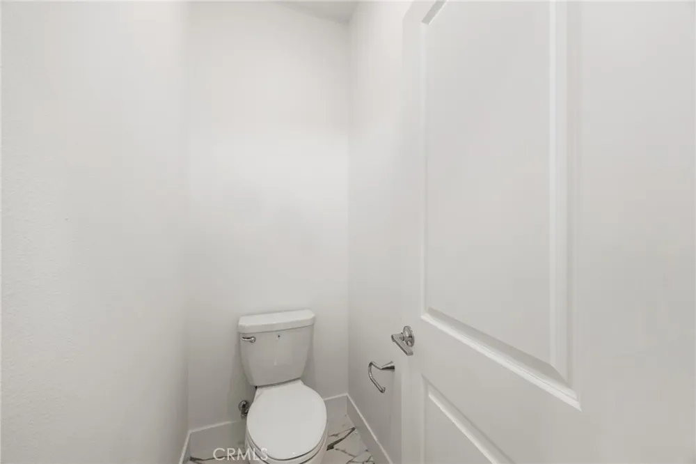201 Longspur Irvine, CA 92618