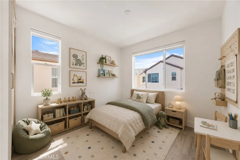 201 Longspur Irvine, CA 92618