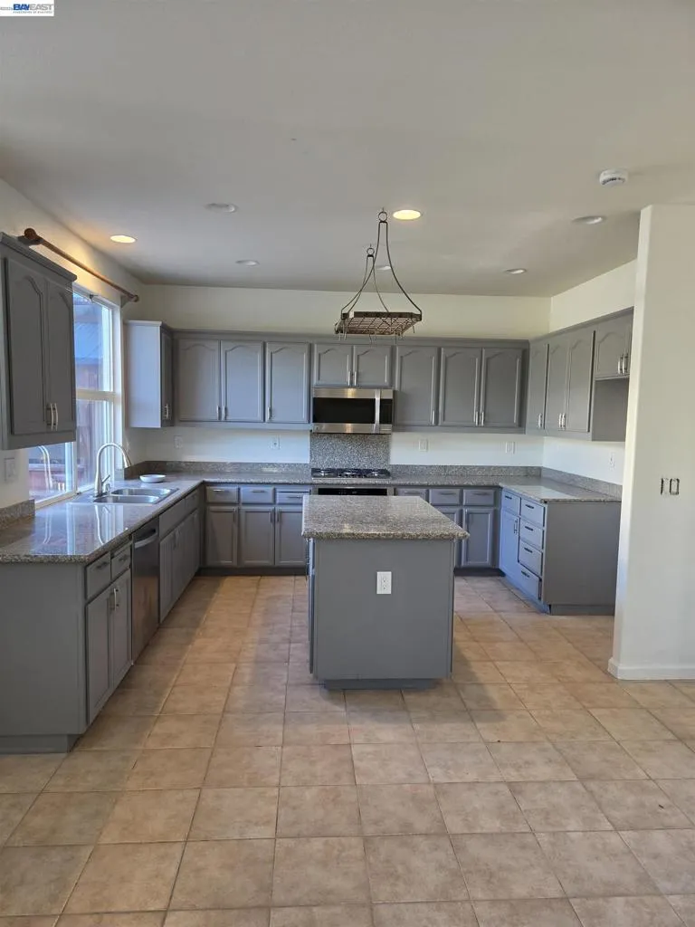 2604 Gazelle Ct Antioch, CA 94531