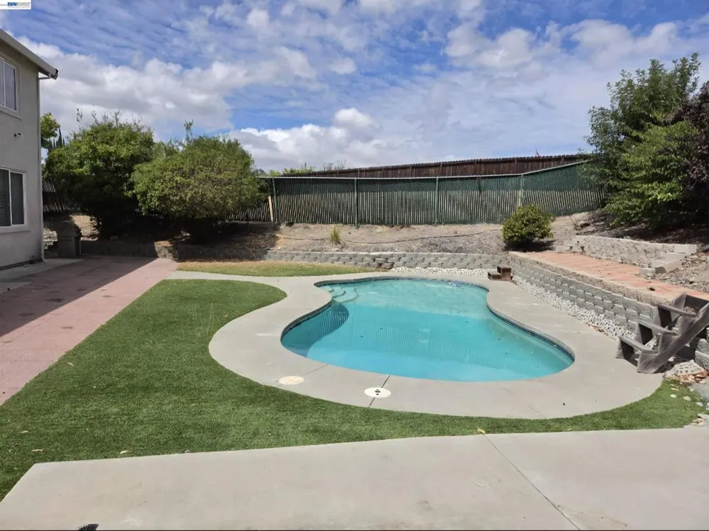 2604 Gazelle Ct Antioch, CA 94531