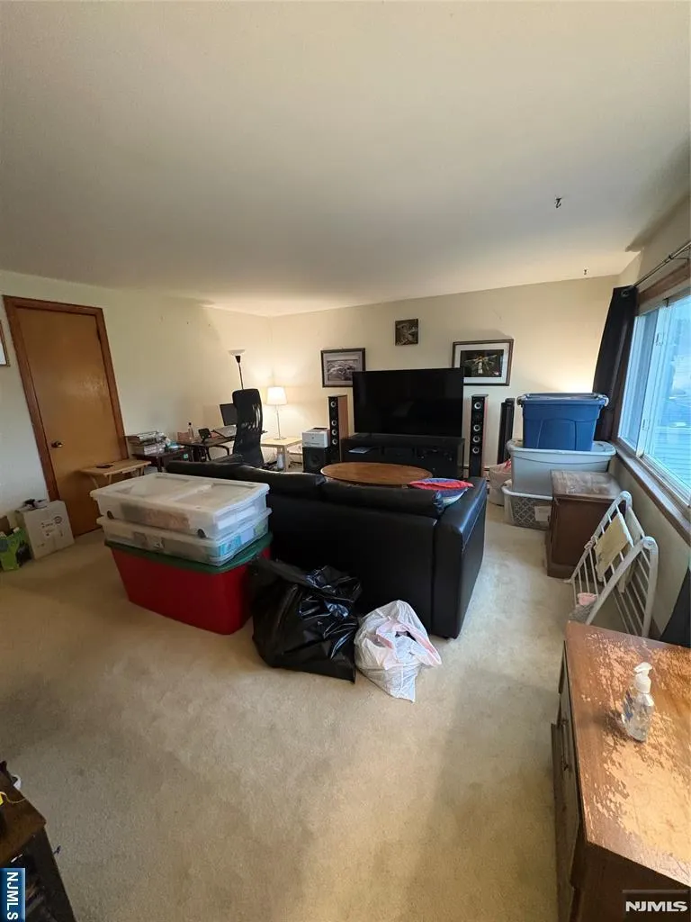 839 Riverside Avenue 2 Lyndhurst, NJ 07071