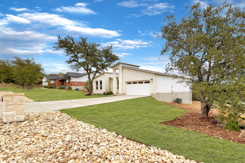 4905 Thunderbird Street Lago Vista, TX 78645