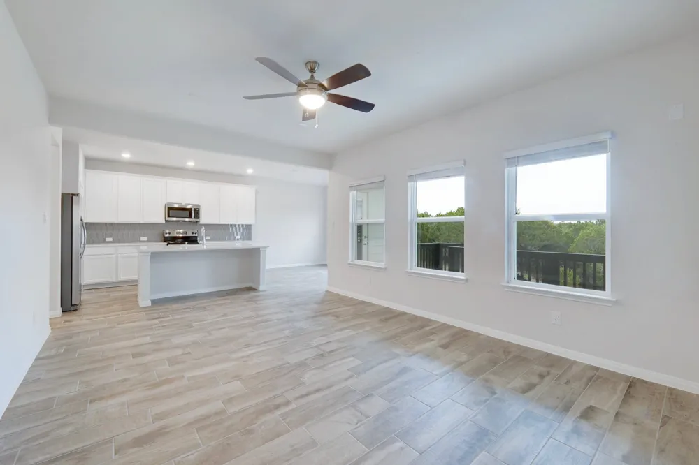 4905 Thunderbird Street Lago Vista, TX 78645
