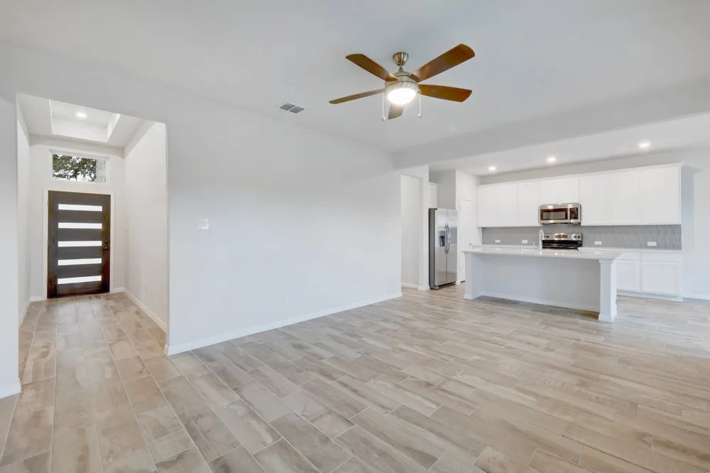 4905 Thunderbird Street Lago Vista, TX 78645