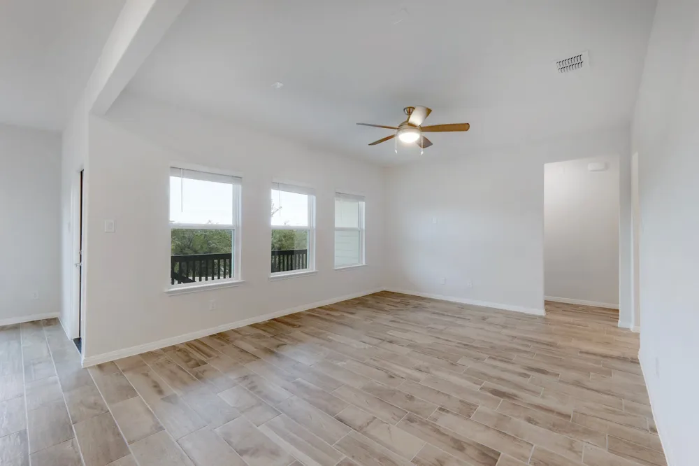 4905 Thunderbird Street Lago Vista, TX 78645