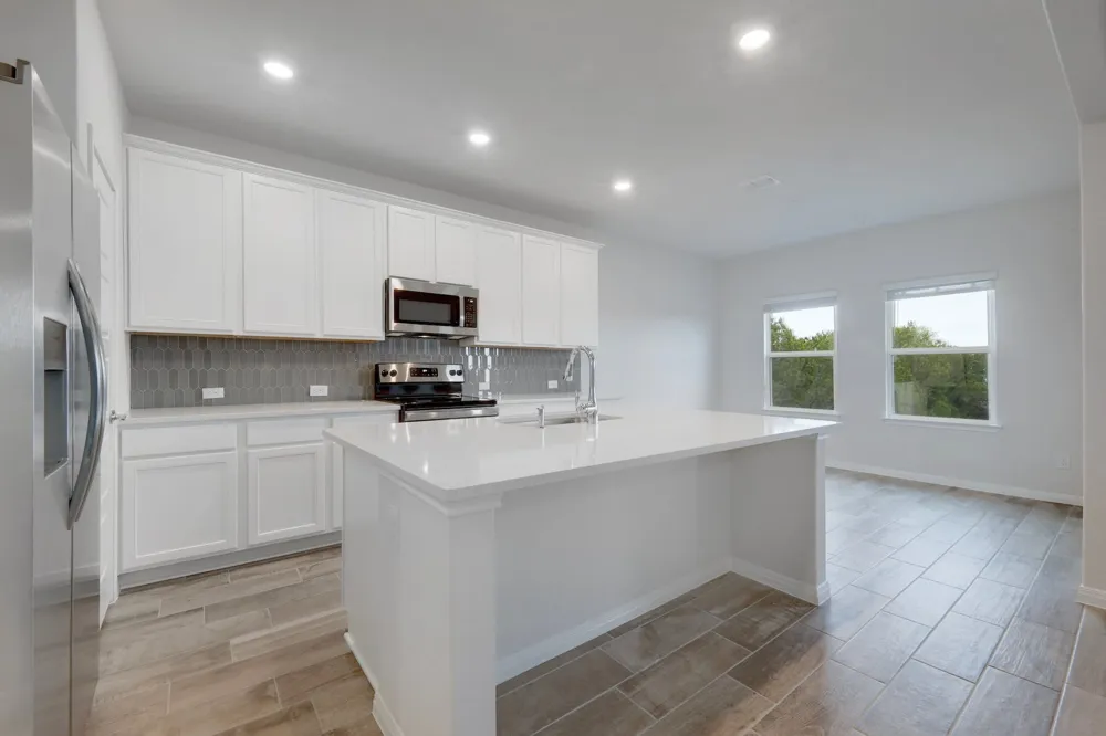 4905 Thunderbird Street Lago Vista, TX 78645