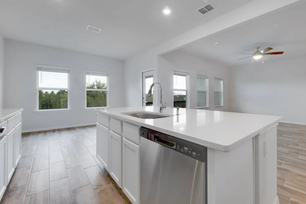 4905 Thunderbird Street Lago Vista, TX 78645