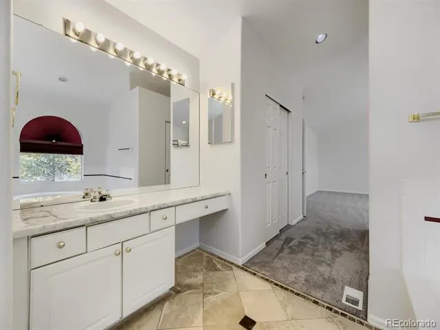 15678 E Quincy Lane Aurora, CO 80015