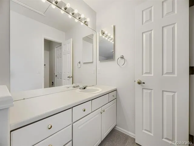 15678 E Quincy Lane Aurora, CO 80015