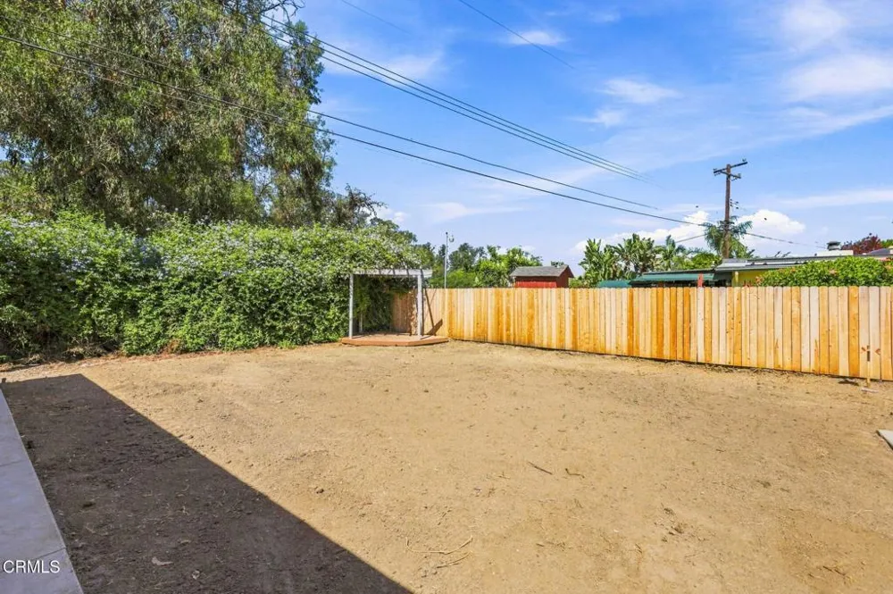 385 Hayes Avenue Ventura, CA 93003