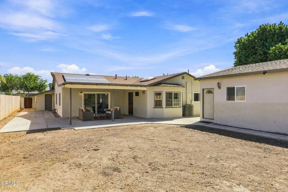 385 Hayes Avenue Ventura, CA 93003