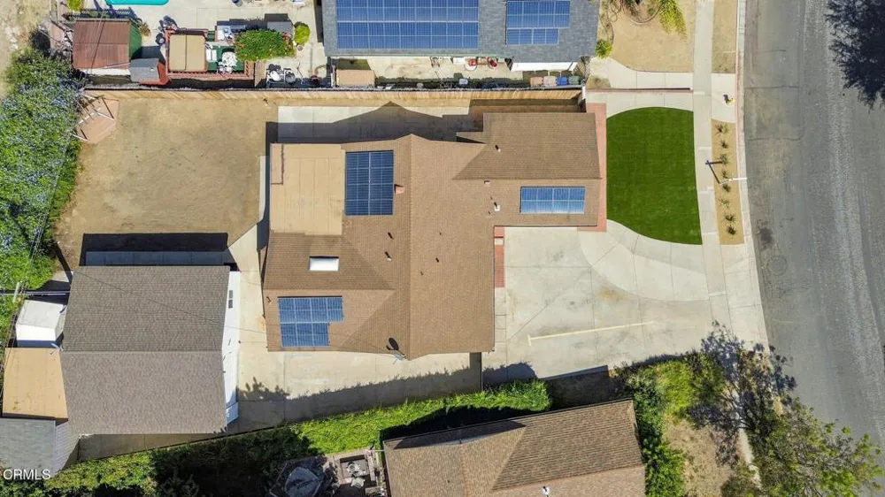 385 Hayes Avenue Ventura, CA 93003
